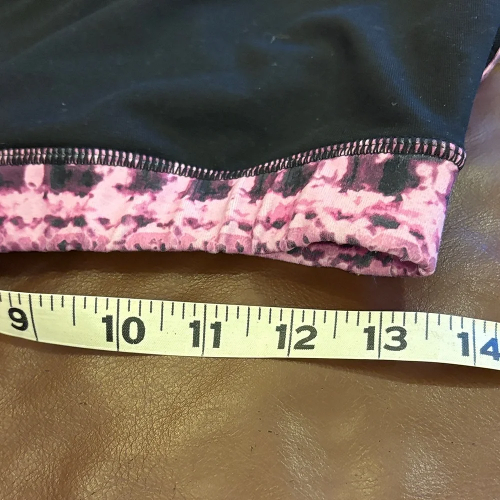 GAIAM Black and Pink Strappy Sports Bra - Picture 6 of 6